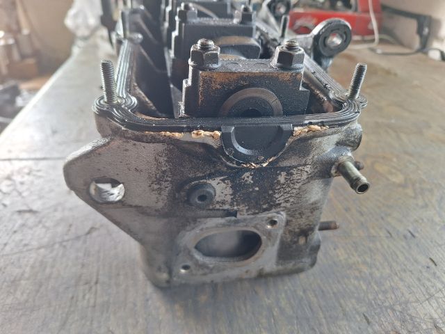 bontott VW GOLF IV Hengerfej