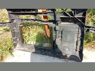 bontott VW GOLF IV Homlokfal (Üres lemez)