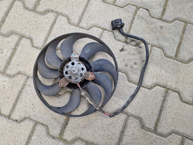 bontott VW GOLF IV Hűtőventilátor