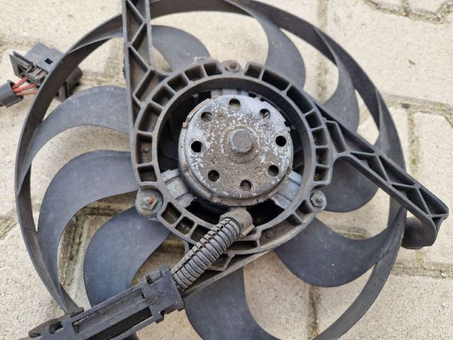 bontott VW GOLF IV Hűtőventilátor
