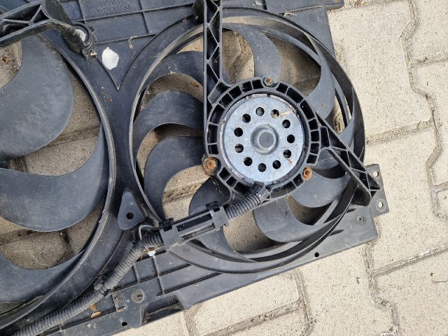 bontott VW GOLF IV Hűtőventilátor