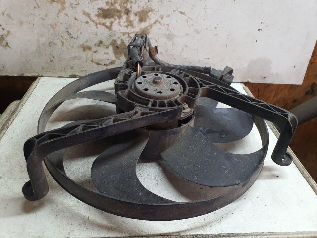 bontott VW GOLF IV Hűtőventilátor