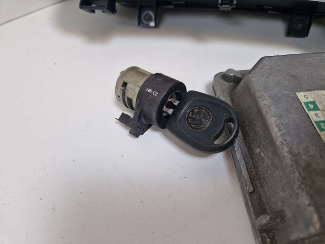 bontott VW GOLF IV Immobilizer Elektronika