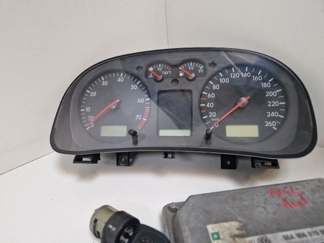 bontott VW GOLF IV Immobilizer Elektronika