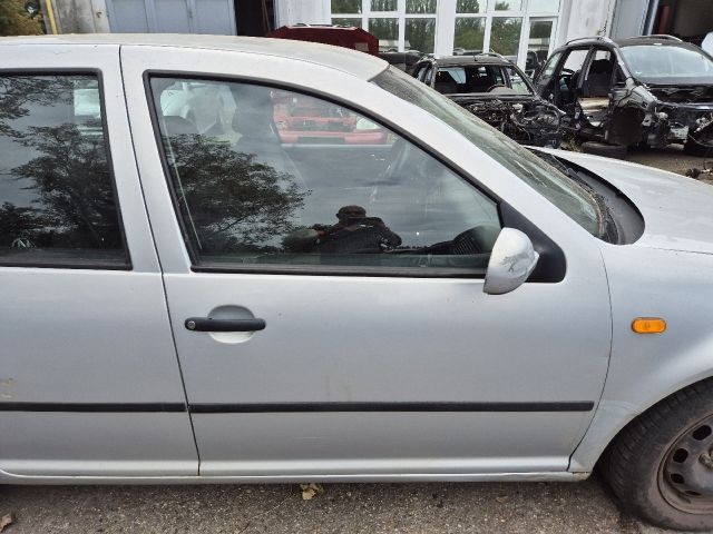bontott VW GOLF IV Jobb első Csonkállvány Kerékaggyal
