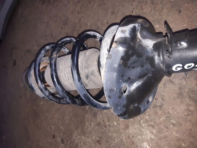 bontott VW GOLF IV Jobb első Lengéscsillapító