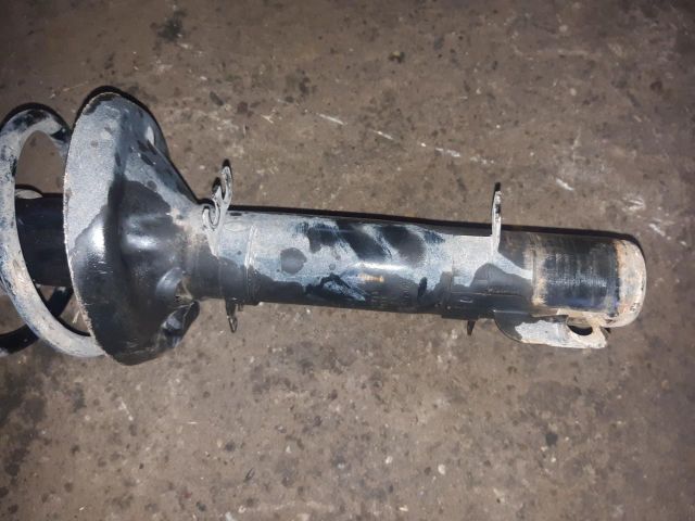 bontott VW GOLF IV Jobb első Lengéscsillapító