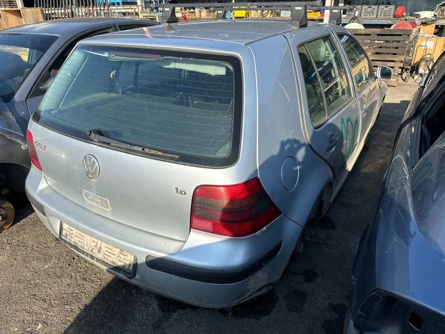 bontott VW GOLF IV Jobb hátsó Féknyereg Munkahengerrel