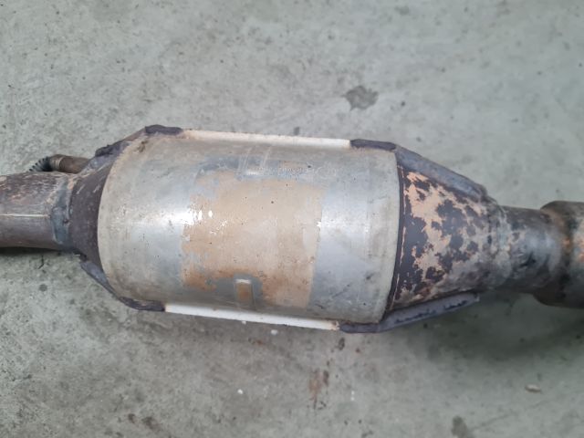 bontott VW GOLF IV Katalizátor