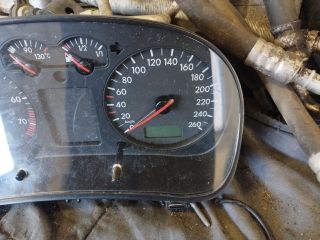 bontott VW GOLF IV Kilométeróra