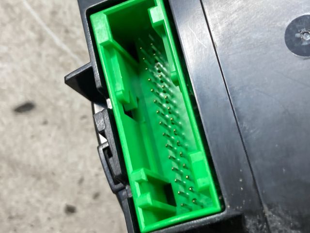 bontott VW GOLF IV Kilométeróra