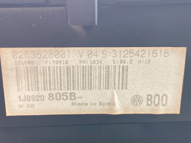 bontott VW GOLF IV Kilométeróra