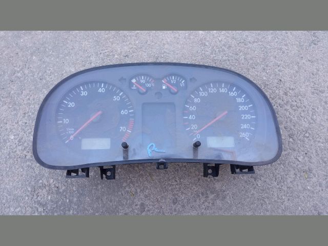 bontott VW GOLF IV Kilométeróra