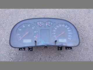 bontott VW GOLF IV Kilométeróra