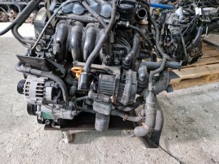 bontott VW GOLF IV Komplett Motor (Segédberendezésekkel)