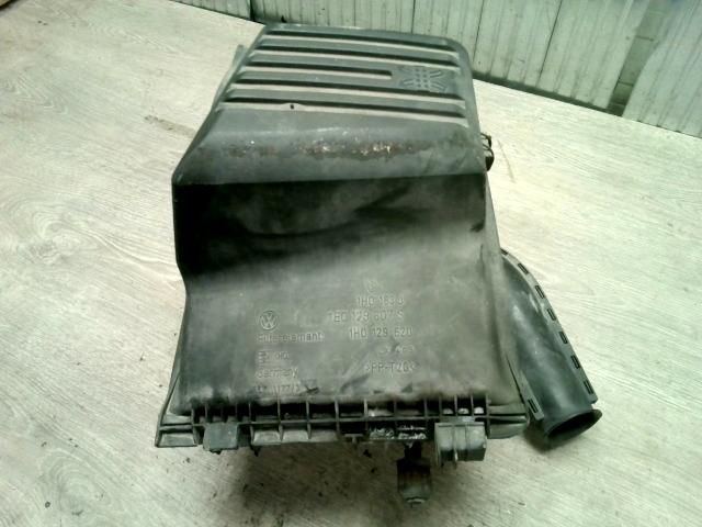bontott VW GOLF IV Légszűrő Ház