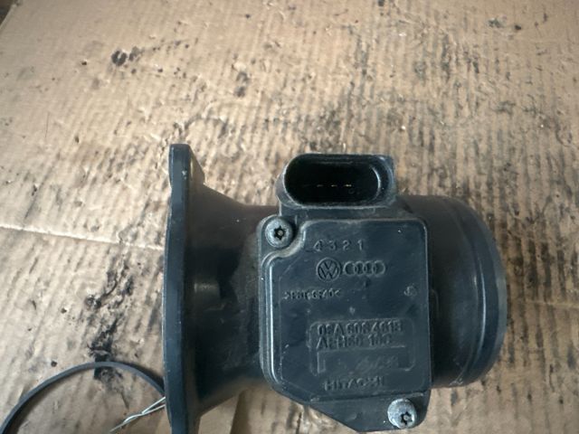 bontott VW GOLF IV Légtömegmérő