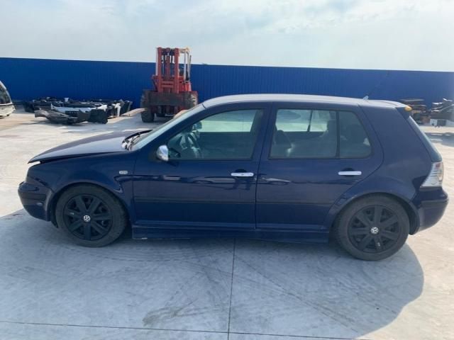 bontott VW GOLF IV Motor (Fűzött blokk hengerfejjel)