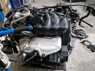 bontott VW GOLF IV Motor (Fűzött blokk hengerfejjel)