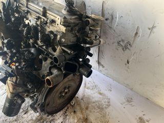 bontott VW GOLF IV Motor (Fűzött blokk hengerfejjel)