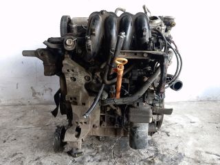 bontott VW GOLF IV Motor (Fűzött blokk hengerfejjel)