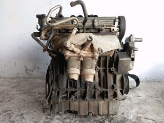 bontott VW GOLF IV Motor (Fűzött blokk hengerfejjel)