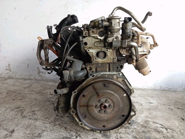 bontott VW GOLF IV Motor (Fűzött blokk hengerfejjel)
