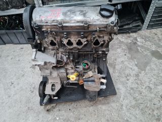 bontott VW GOLF IV Motor (Fűzött blokk hengerfejjel)