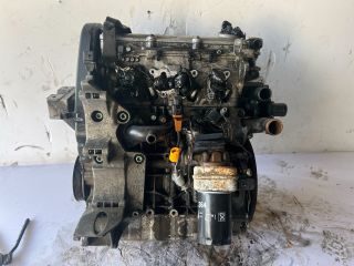 bontott VW GOLF IV Motor (Fűzött blokk hengerfejjel)