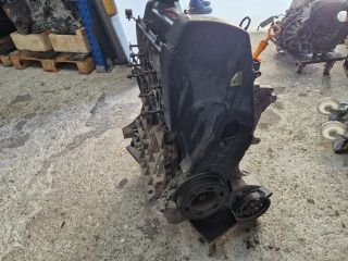 bontott VW GOLF IV Motor (Fűzött blokk hengerfejjel)