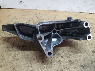 bontott VW GOLF IV Motor Tartó Bak (Fém)