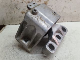 bontott VW GOLF IV Motor Tartó Bak (Fém)