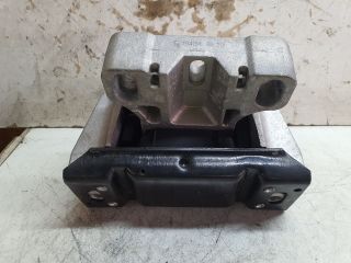 bontott VW GOLF IV Motor Tartó Bak (Fém)