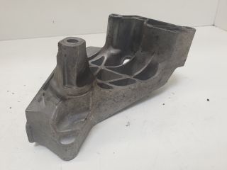 bontott VW GOLF IV Motor Tartó Bak Jobb