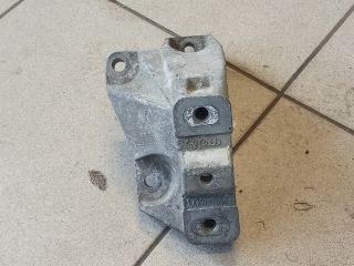 bontott VW GOLF IV Motor Tartó Bak (Pozíciófüggetlen)