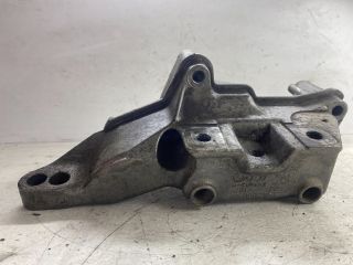 bontott VW GOLF IV Motor Tartó Bak (Pozíciófüggetlen)