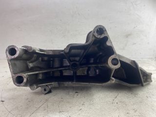 bontott VW GOLF IV Motor Tartó Bak (Pozíciófüggetlen)