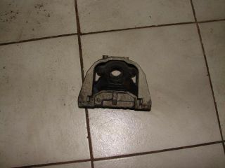 bontott VW GOLF IV Motor Tartó Bak (Pozíciófüggetlen)