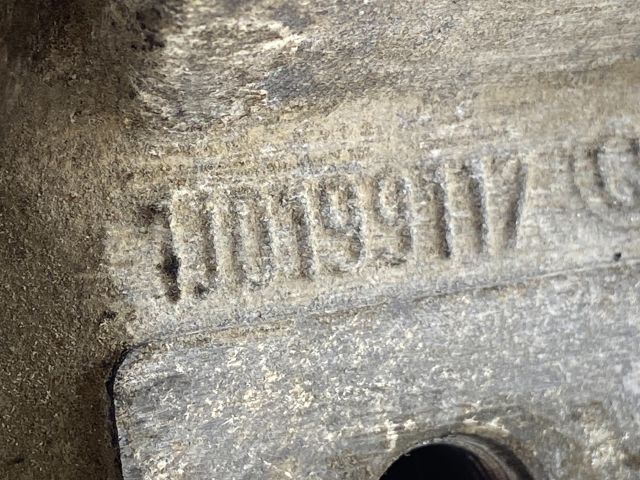 bontott VW GOLF IV Motor Tartó Bak (Pozíciófüggetlen)