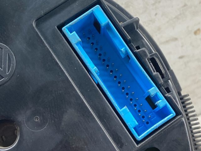 bontott VW GOLF IV Motorvezérlő