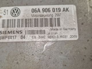 bontott VW GOLF IV Motorvezérlő