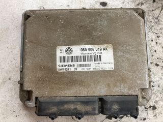 bontott VW GOLF IV Motorvezérlő