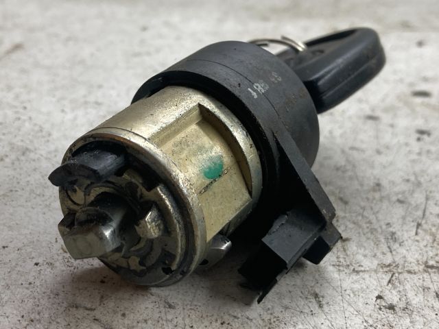 bontott VW GOLF IV Motorvezérlő