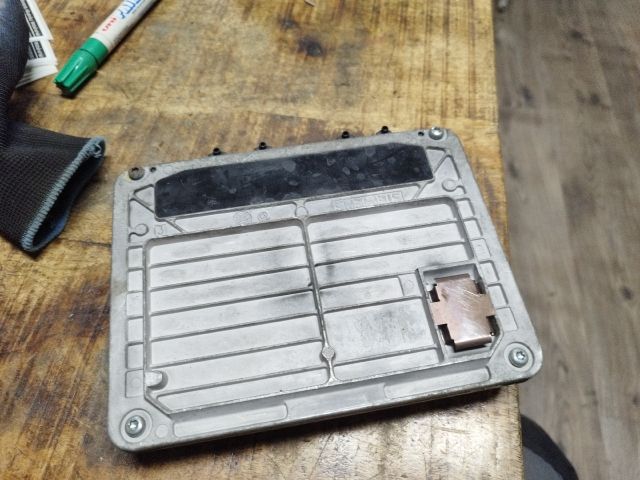 bontott VW GOLF IV Motorvezérlő