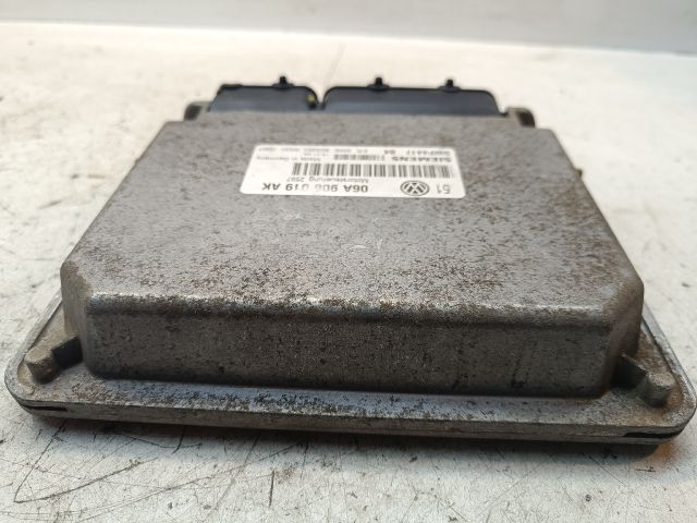 bontott VW GOLF IV Motorvezérlő