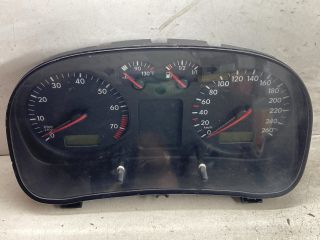 bontott VW GOLF IV Motorvezérlő