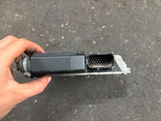 bontott VW GOLF IV Motorvezérlő