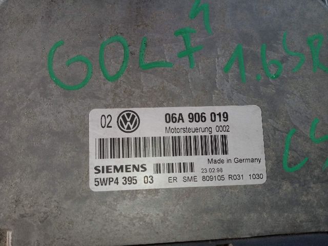 bontott VW GOLF IV Motorvezérlő