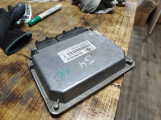 bontott VW GOLF IV Motorvezérlő