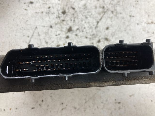 bontott VW GOLF IV Motorvezérlő